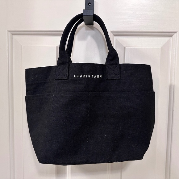 *BNWOT* Lowrys Farm Canvas tote - Picture 1 of 6